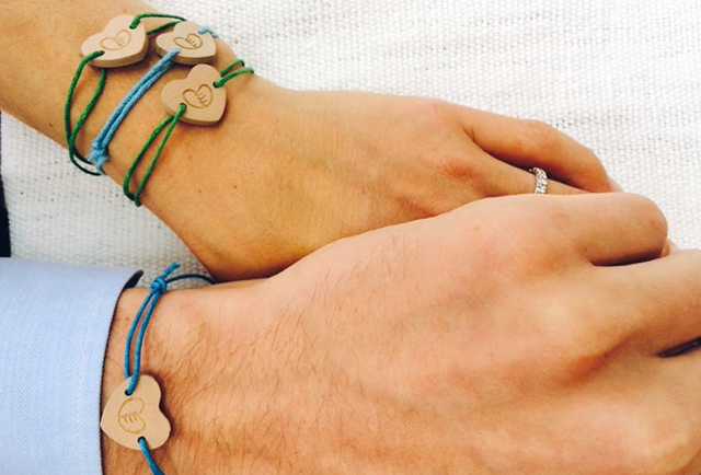 Agosto 2014, Ilona e Simon Thun indossano il Filo d'Amore.